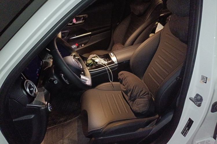 Used Mercedes-Benz C-Class New Energy 2025 C 350 eL Left Front Seat