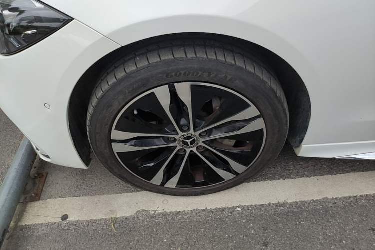 Used Mercedes-Benz C-Class New Energy 2025 C 350 eL Left Front Wheel Hub