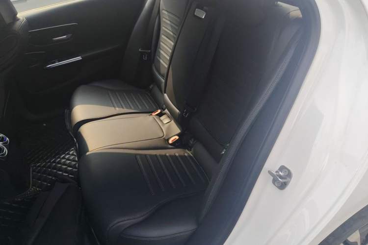 Used Mercedes-Benz C-Class New Energy 2025 C 350 eL Left Rear Seat