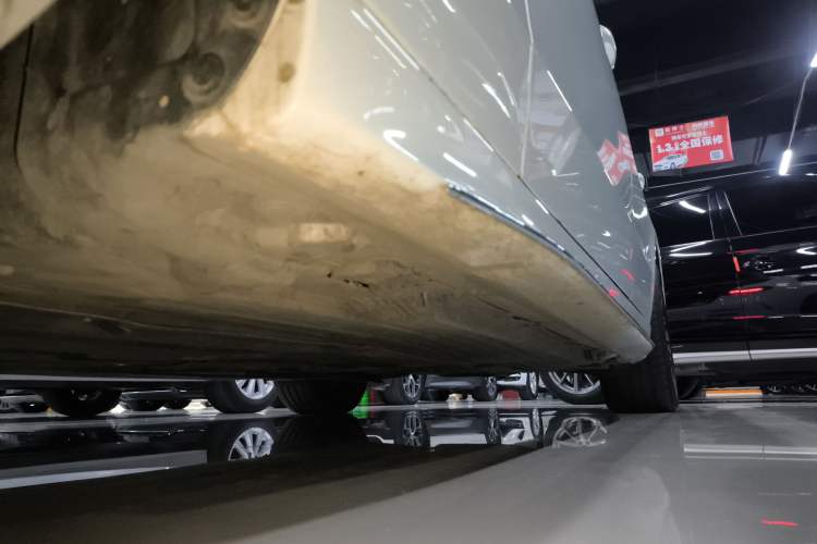 Used Mercedes-Benz C-Class New Energy 2025 C 350 eL Left Side Sill
