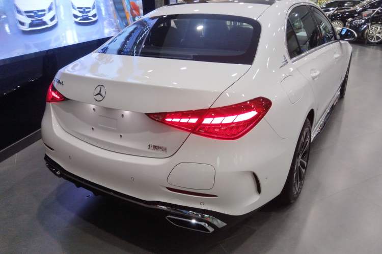 Used Mercedes-Benz C-Class New Energy 2025 C 350 eL Rear Right 45 Deg