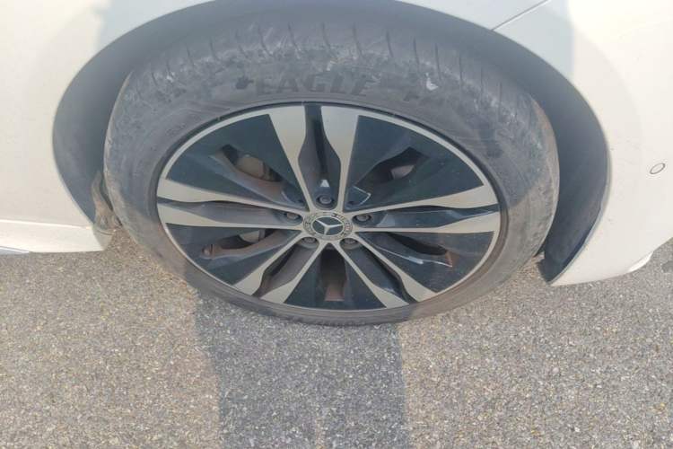 Used Mercedes-Benz C-Class New Energy 2025 C 350 eL Right Front Wheel Hub