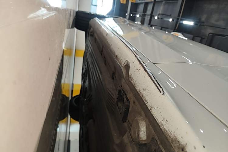 Used Mercedes-Benz C-Class New Energy 2025 C 350 eL Right Side Sill