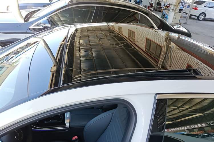 Used Mercedes-Benz C-Class New Energy 2025 C 350 eL Roof