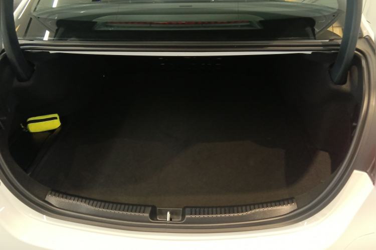 Used Mercedes-Benz C-Class New Energy 2025 C 350 eL Trunk