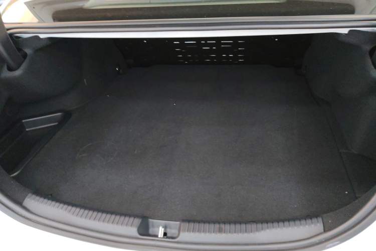 Used Mercedes-Benz C-Class New Energy 2025 C 350 eL Trunk