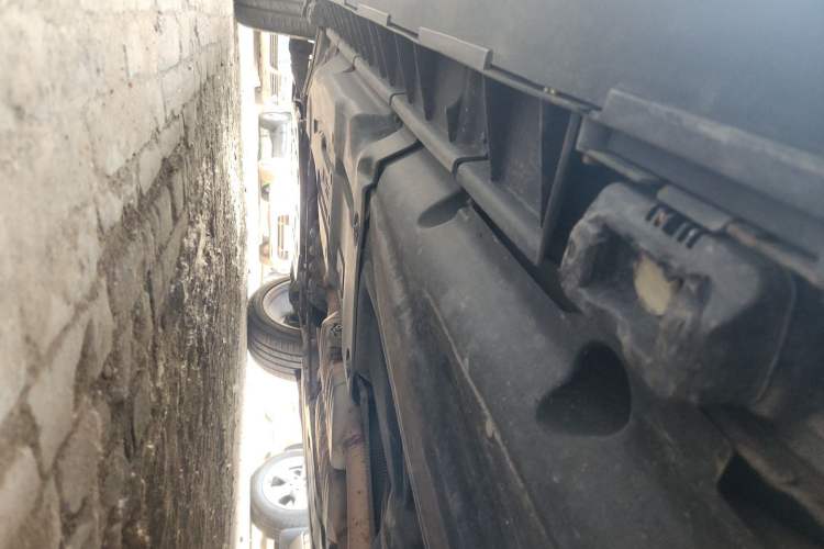 Used Mercedes-Benz CL-Class  Chassis Rear Left