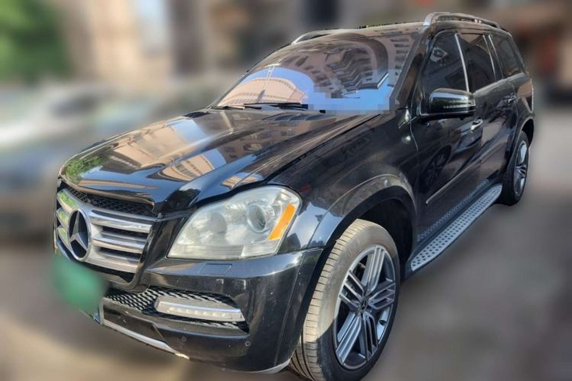 Used Mercedes-Benz CL-Class  Front Left 45 Deg