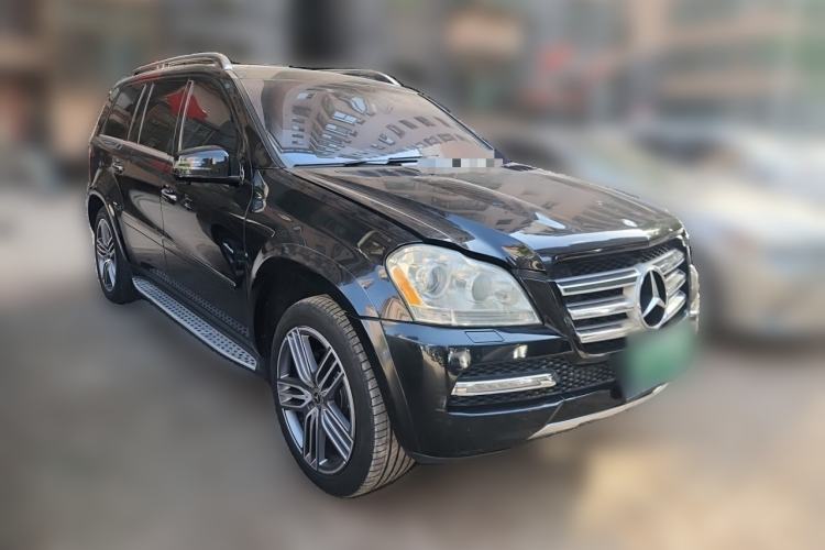 Used Mercedes-Benz CL-Class  Front Right 45 Deg