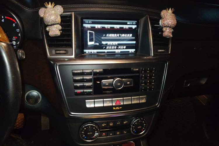 Used Mercedes-Benz CL-Class  Audio And AC Panel
