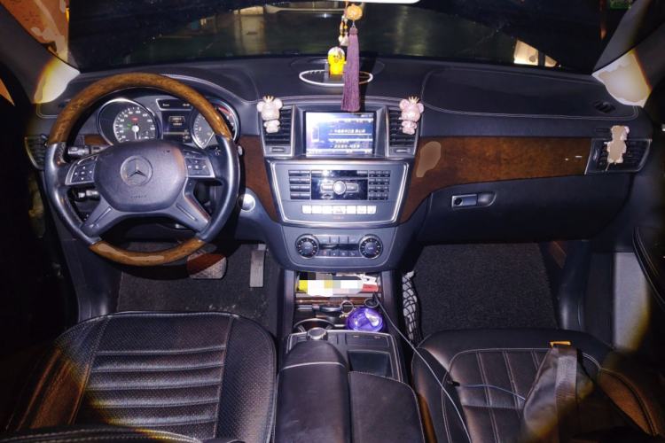 Used Mercedes-Benz CL-Class  Center Console