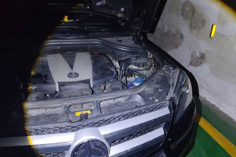 Used Mercedes-Benz CL-Class  Engine Bay Left