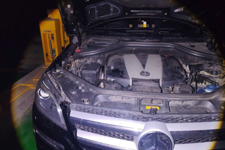 Used Mercedes-Benz CL-Class  Engine Bay Right