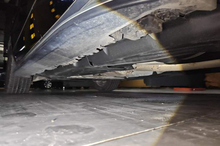 Used Mercedes-Benz CL-Class  Chassis Rear Left