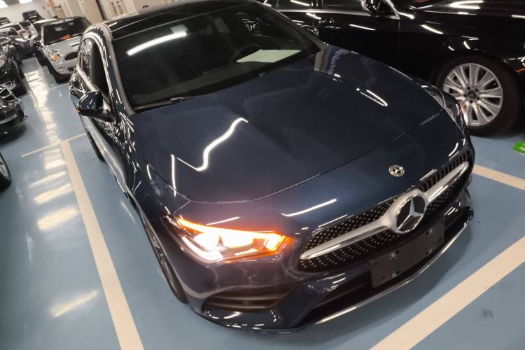 Used Mercedes-Benz CLA 2022 CLA 200 Shooting Brake Front Right 45 Deg