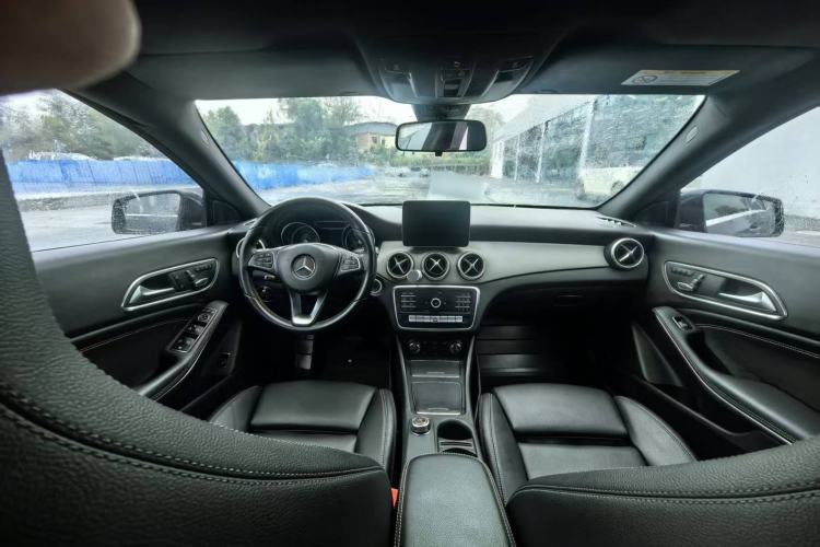 Used Mercedes-Benz CLA 2018 CLA 200 Style Edition Interior 1