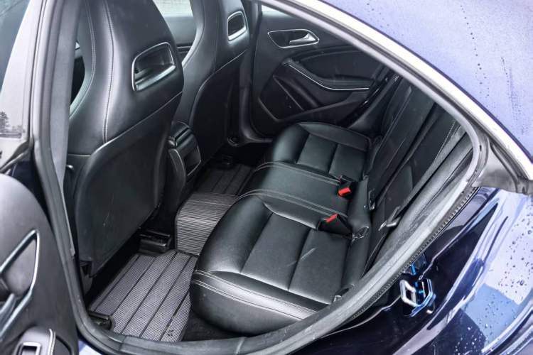 Used Mercedes-Benz CLA 2018 CLA 200 Style Edition Interior 5