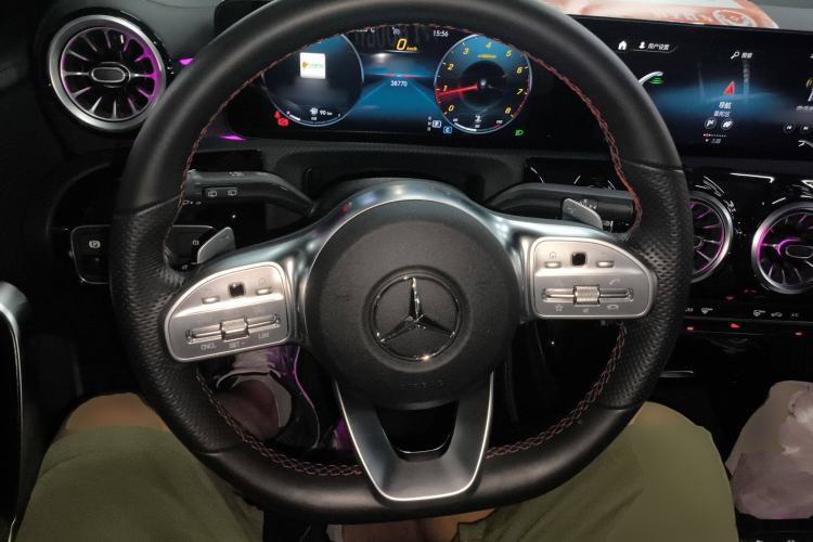 Used Mercedes-Benz CLA 2022 CLA 200 Shooting Brake Steering Wheel