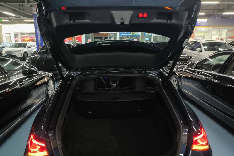 Used Mercedes-Benz CLA 2022 CLA 200 Shooting Brake Trunk
