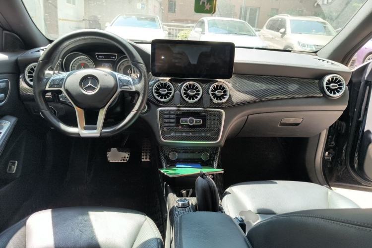Used Mercedes-Benz CLA 2014 CLA 260 4MATIC Center Console