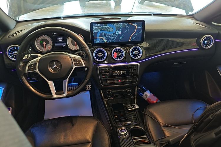 Used Mercedes-Benz CLA 2014 CLA 260 4MATIC Center Console