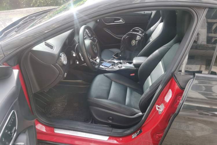 Used Mercedes-Benz CLA 2014 CLA 260 4MATIC Driver Seat