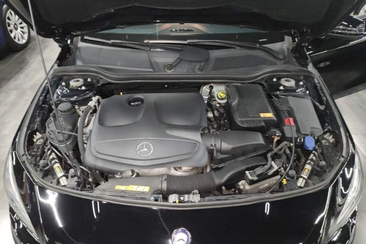 Used Mercedes-Benz CLA 2014 CLA 260 4MATIC Engine Bay