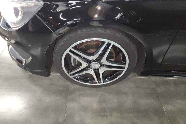 Used Mercedes-Benz CLA 2014 CLA 260 4MATIC Exterior 3
