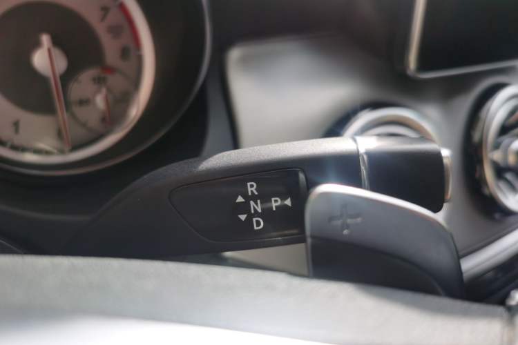 Used Mercedes-Benz CLA 2014 CLA 260 4MATIC Gear Lever