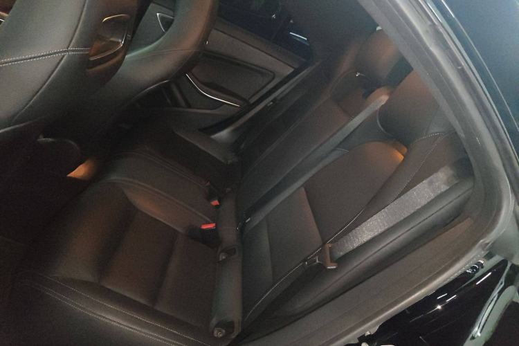 Used Mercedes-Benz CLA 2014 CLA 260 4MATIC Interior 4