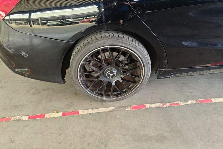 Used Mercedes-Benz CLA 2014 CLA 260 4MATIC Right Rear Wheel Hub