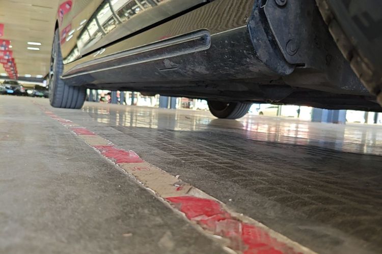 Used Mercedes-Benz CLA 2014 CLA 260 4MATIC Right Side Sill