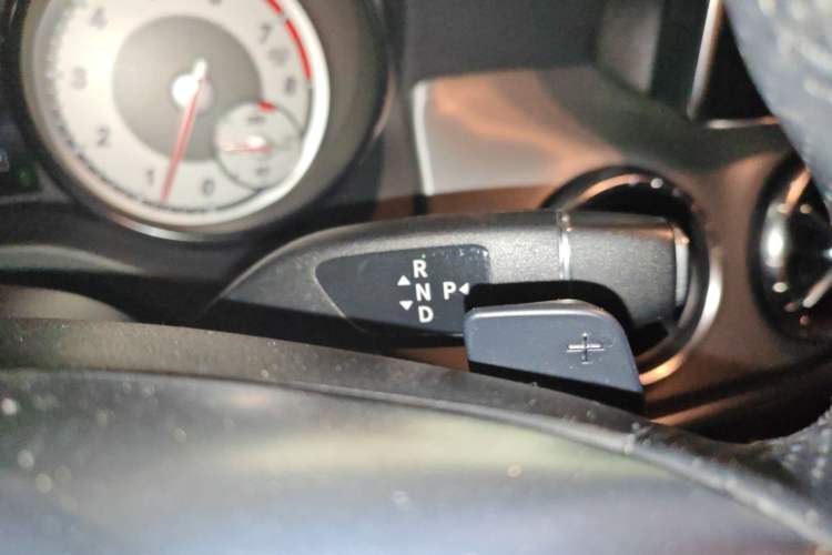 Used Mercedes-Benz CLA 2014 CLA 260 4MATIC Gear Lever