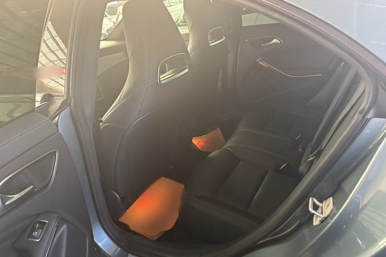 Used Mercedes-Benz CLA 2014 CLA 260 4MATIC Interior 5