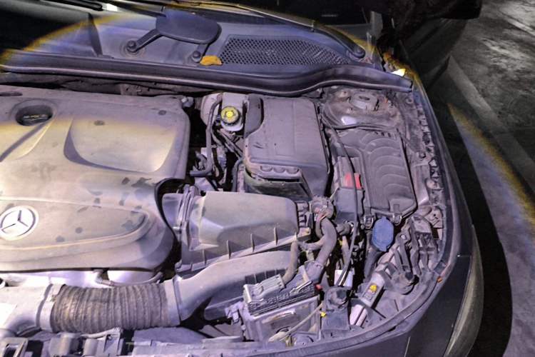 Used Mercedes-Benz CLA 2014 CLA 260 4MATIC Engine Bay Left