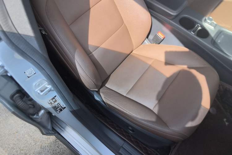 Used Mercedes-Benz CLA 2014 CLA 260 4MATIC Right Front Seat