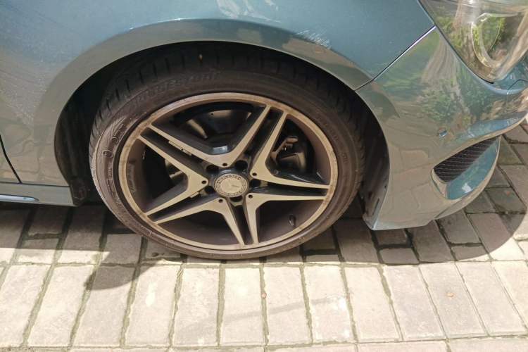 Used Mercedes-Benz CLA 2014 CLA 260 4MATIC Right Front Wheel Hub