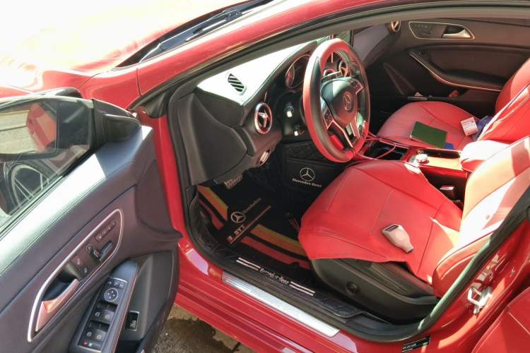 Used Mercedes-Benz CLA 2014 CLA 260 4MATIC Driver Seat