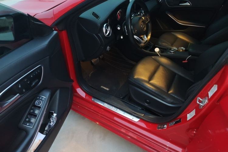 Used Mercedes-Benz CLA 2014 CLA 260 4MATIC Driver Seat