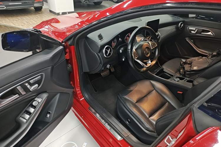 Used Mercedes-Benz CLA 2014 CLA 260 4MATIC Driver Seat