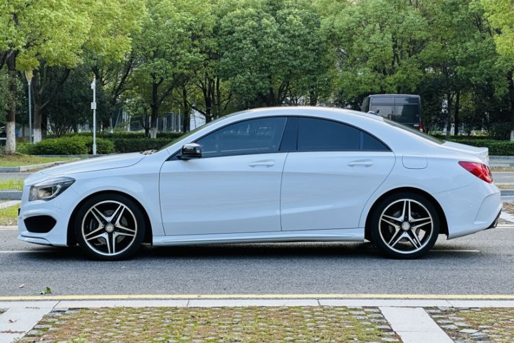 Used Mercedes-Benz CLA 2014 CLA 260 4MATIC Exterior 3