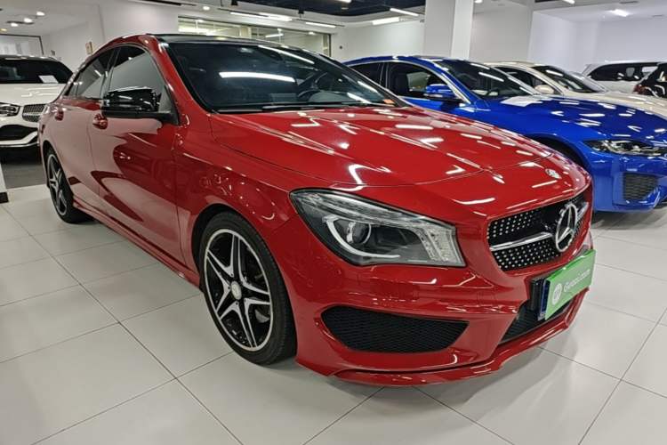 Used Mercedes-Benz CLA 2014 CLA 260 4MATIC Front Right 45 Deg