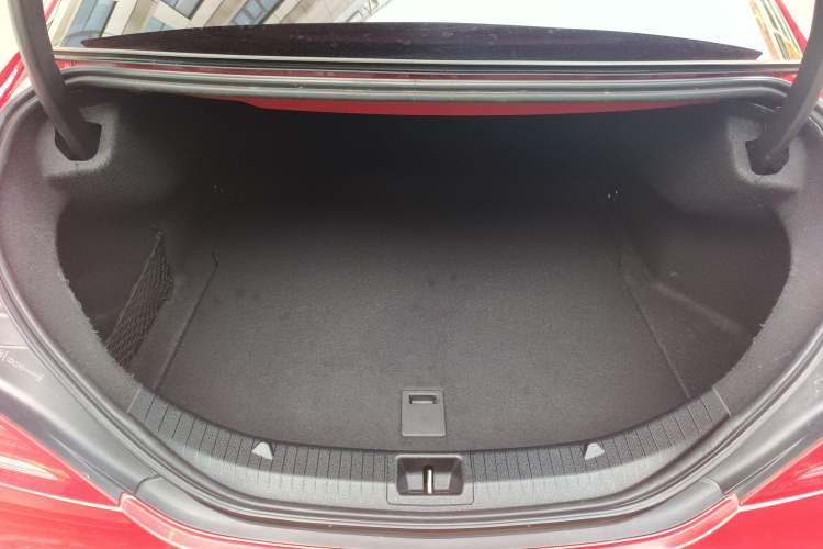 Used Mercedes-Benz CLA 2014 CLA 260 4MATIC Interior 10