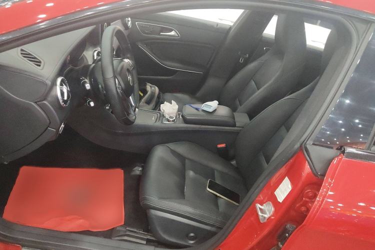 Used Mercedes-Benz CLA 2014 CLA 260 4MATIC Left Front Seat