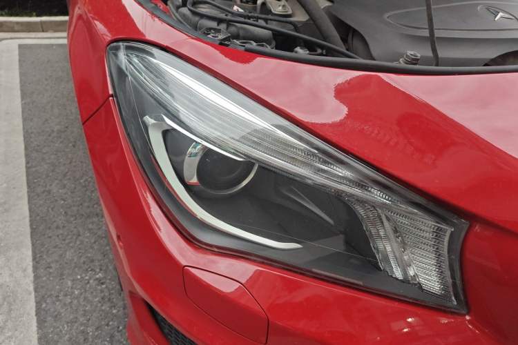 Used Mercedes-Benz CLA 2014 CLA 260 4MATIC Right Front Headlight