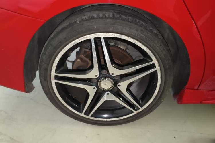 Used Mercedes-Benz CLA 2014 CLA 260 4MATIC Right Rear Wheel Hub