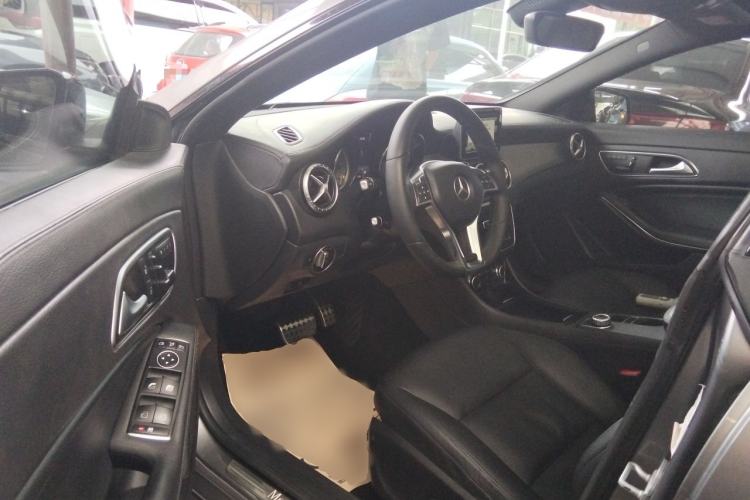 Used Mercedes-Benz CLA 2014 CLA 260 4MATIC Driver Seat