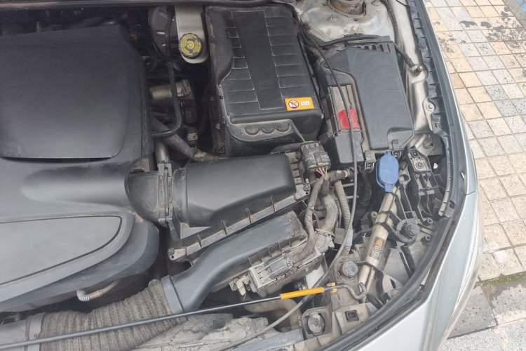 Used Mercedes-Benz CLA 2014 CLA 260 4MATIC Engine Bay Left