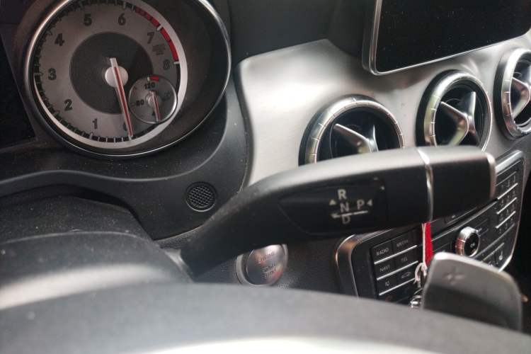 Used Mercedes-Benz CLA 2014 CLA 260 4MATIC Gear Lever