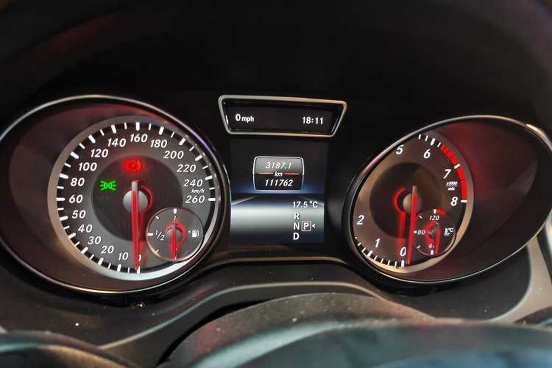 Used Mercedes-Benz CLA 2014 CLA 260 4MATIC Odometer Close Up